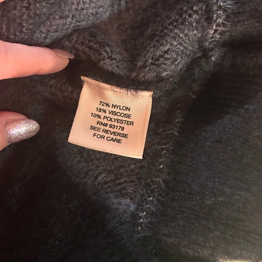 Philosophy Black Star Sweater - Picture 3 of 5